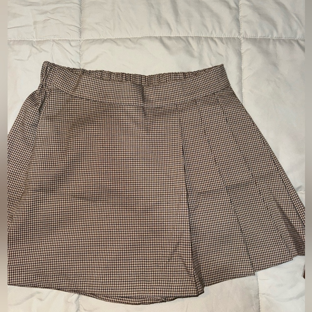 Good Luck Gem Women's Tan Checkered A-Line Skort